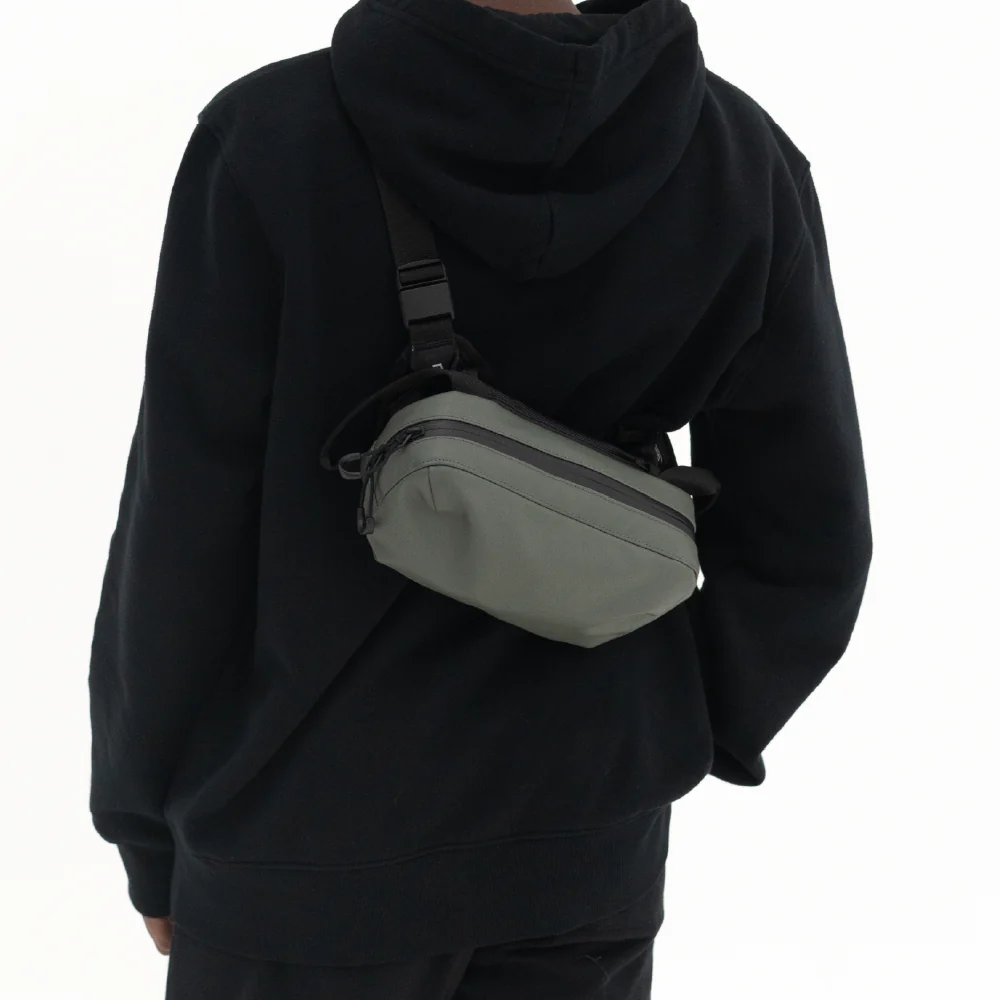 D1 Fanny Pack in Wasatch Green - Image 4