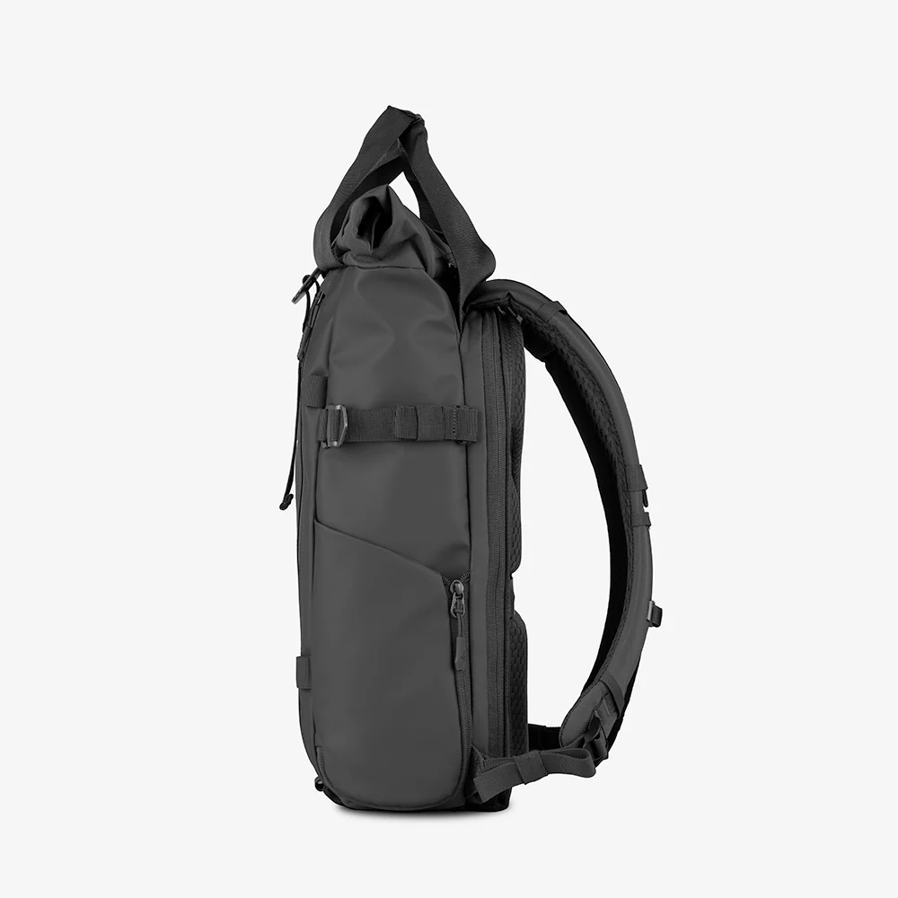 PRVKE 21L in Black - Image 6