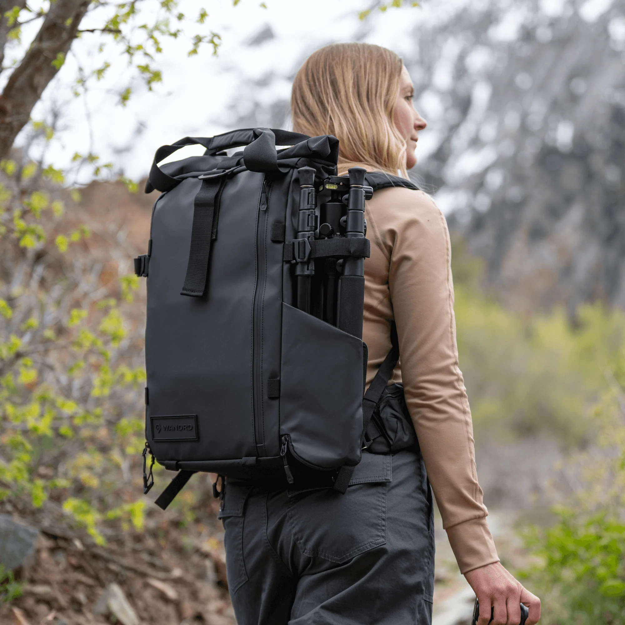 PRVKE 21L in Black - Image 9