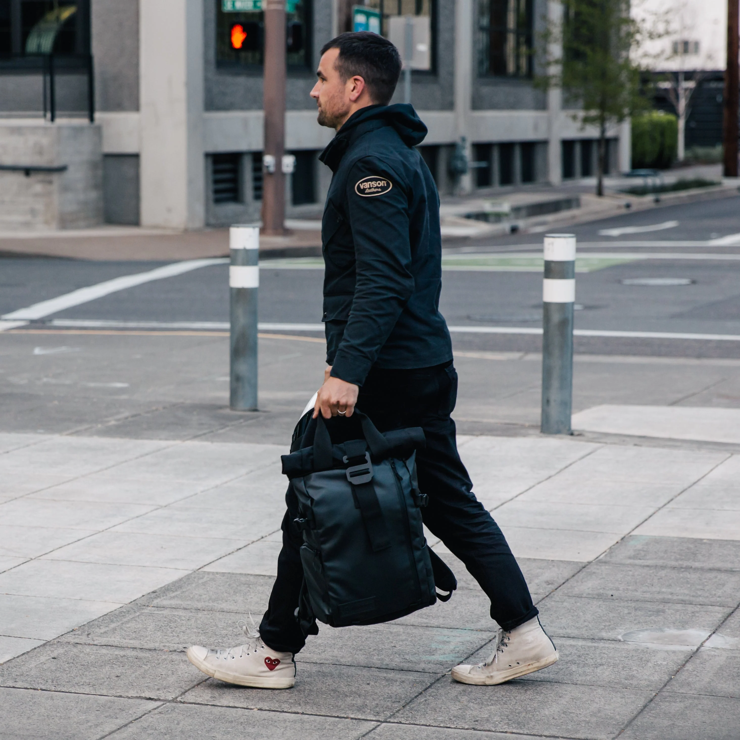 PRVKE 21L V3 in Black - Image 13