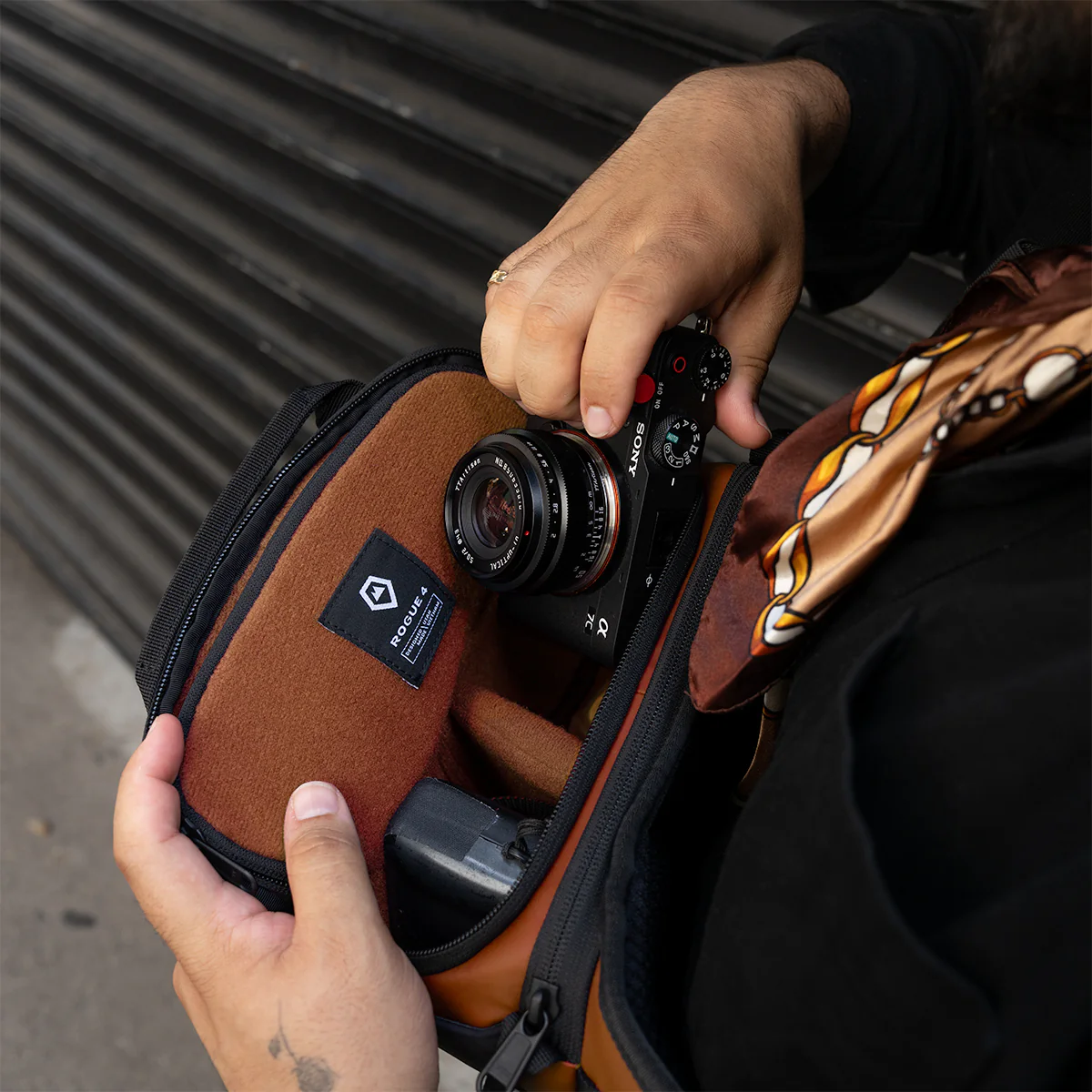 ROGUE 4L Sling in Sedona Orange - Image 6
