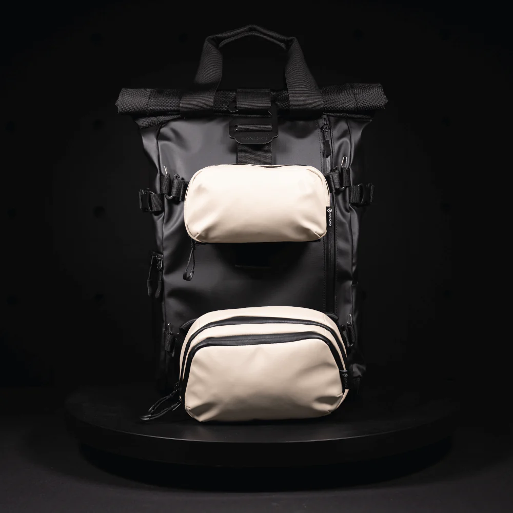 Tech Bag Small in Yuma Tan - Image 4