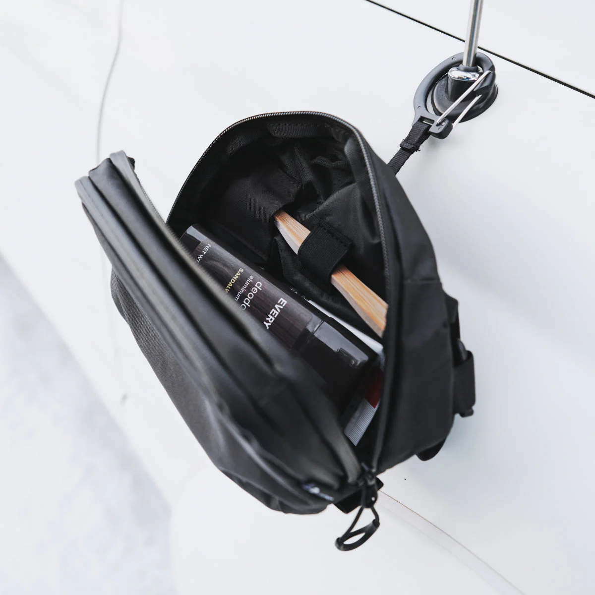Toiletry Bag Large - Image 3