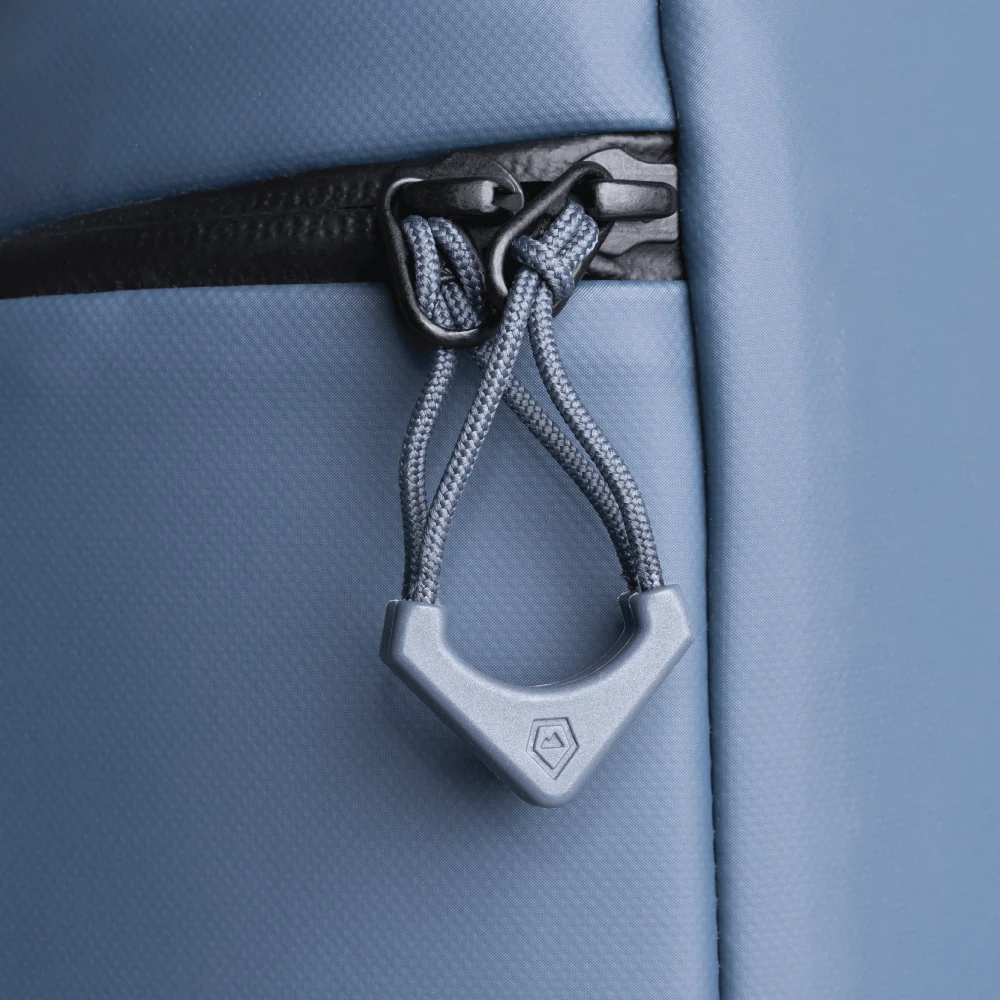 WORRYLESS™️ Locking Zipper Pullers in Aegean Blue - Image 4