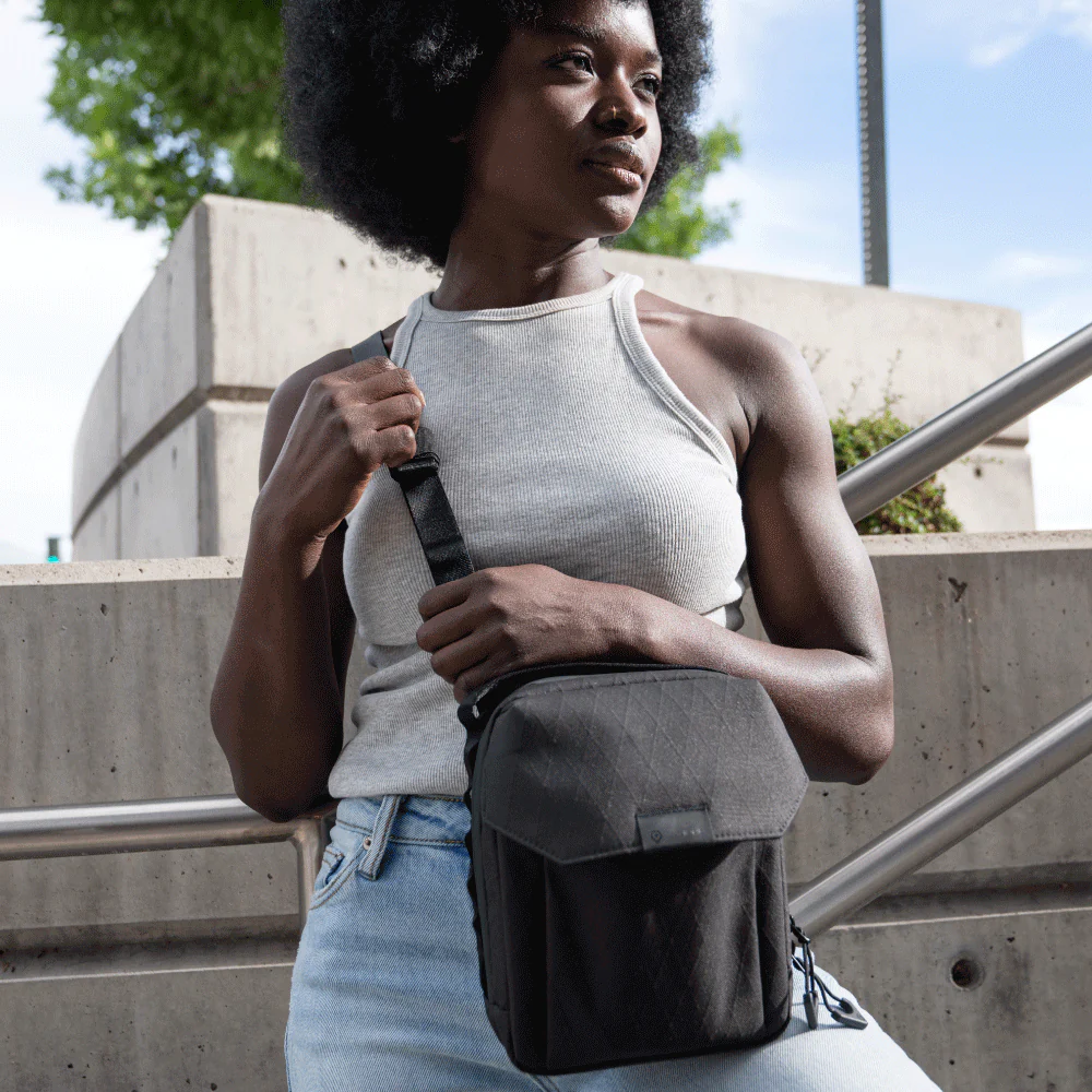 X1 Crossbody Bag Large - Image 7